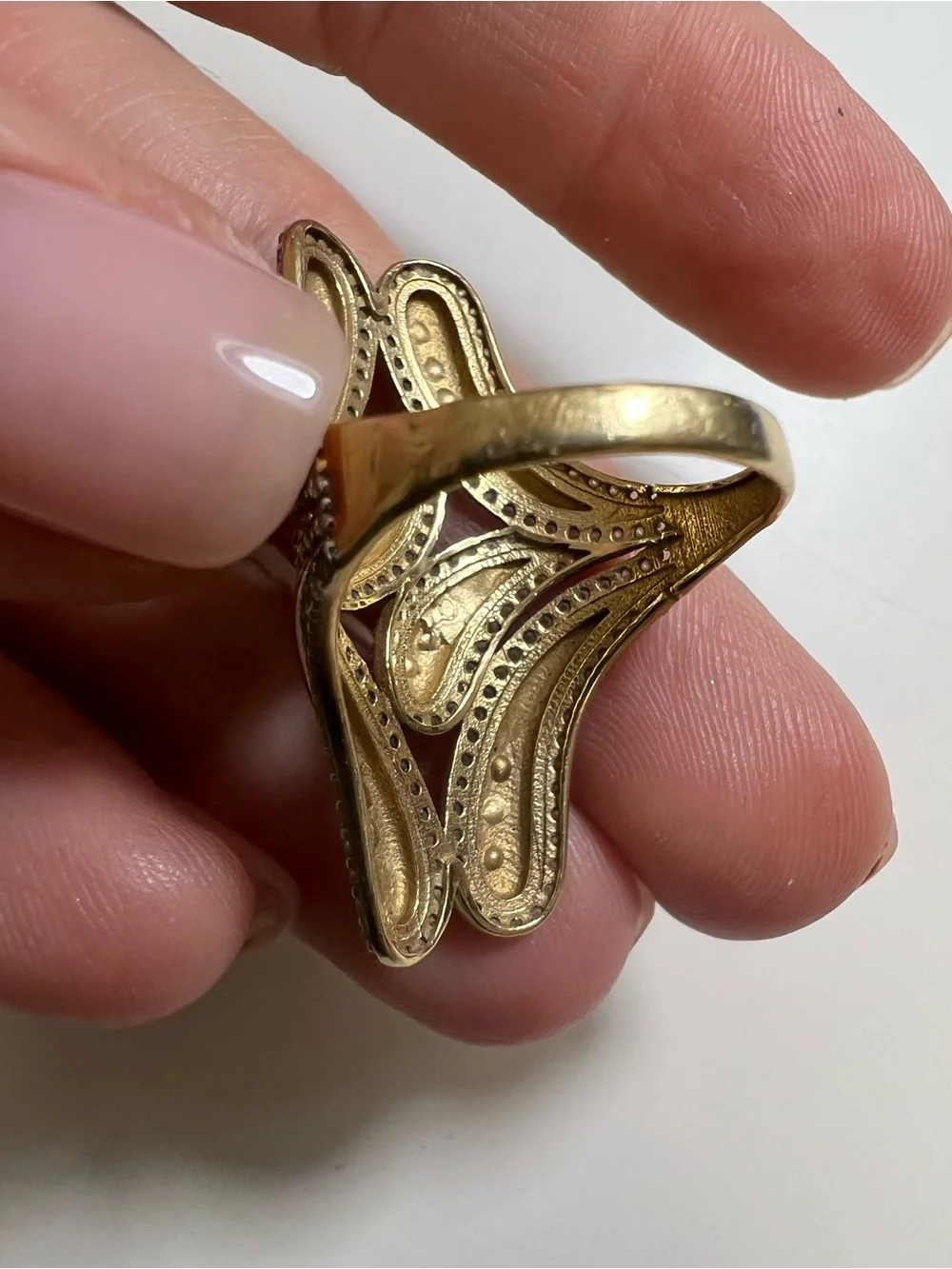 14K Gold and clear stones leaf accents Women's Statement Ring